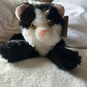 Aurora eco friendly plush tuxedo kitty plush “Maynard” NWT realistic zoo animal